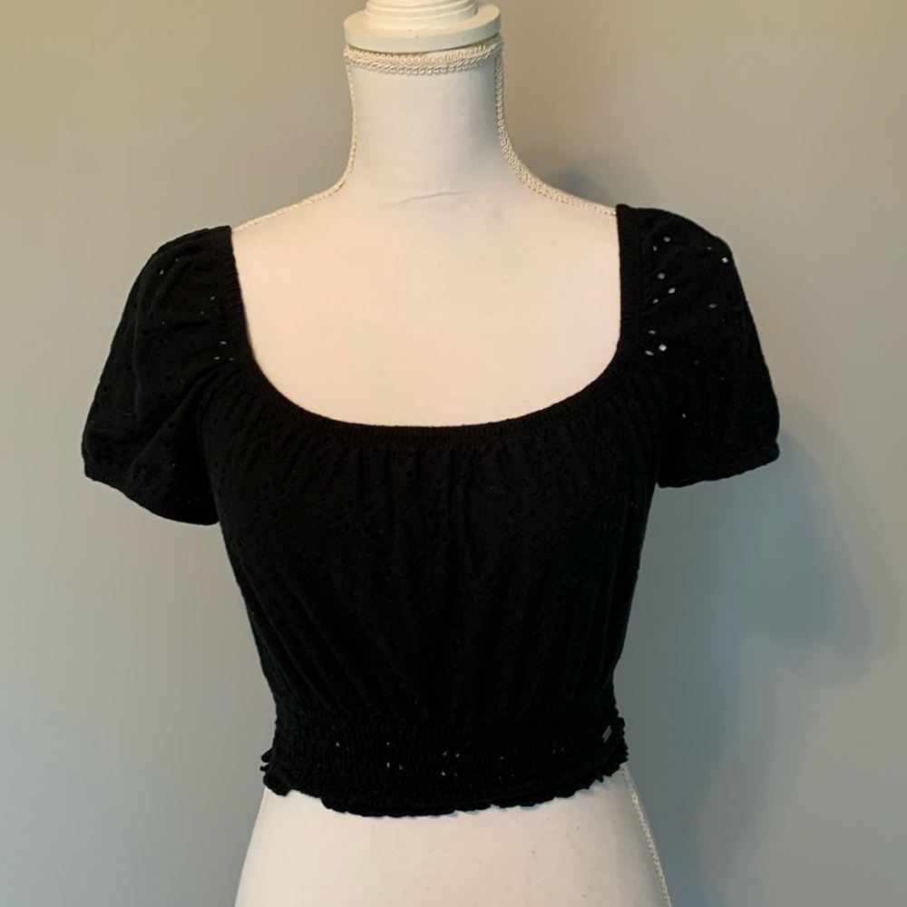 Hollister of California black eyelet crop top size XS